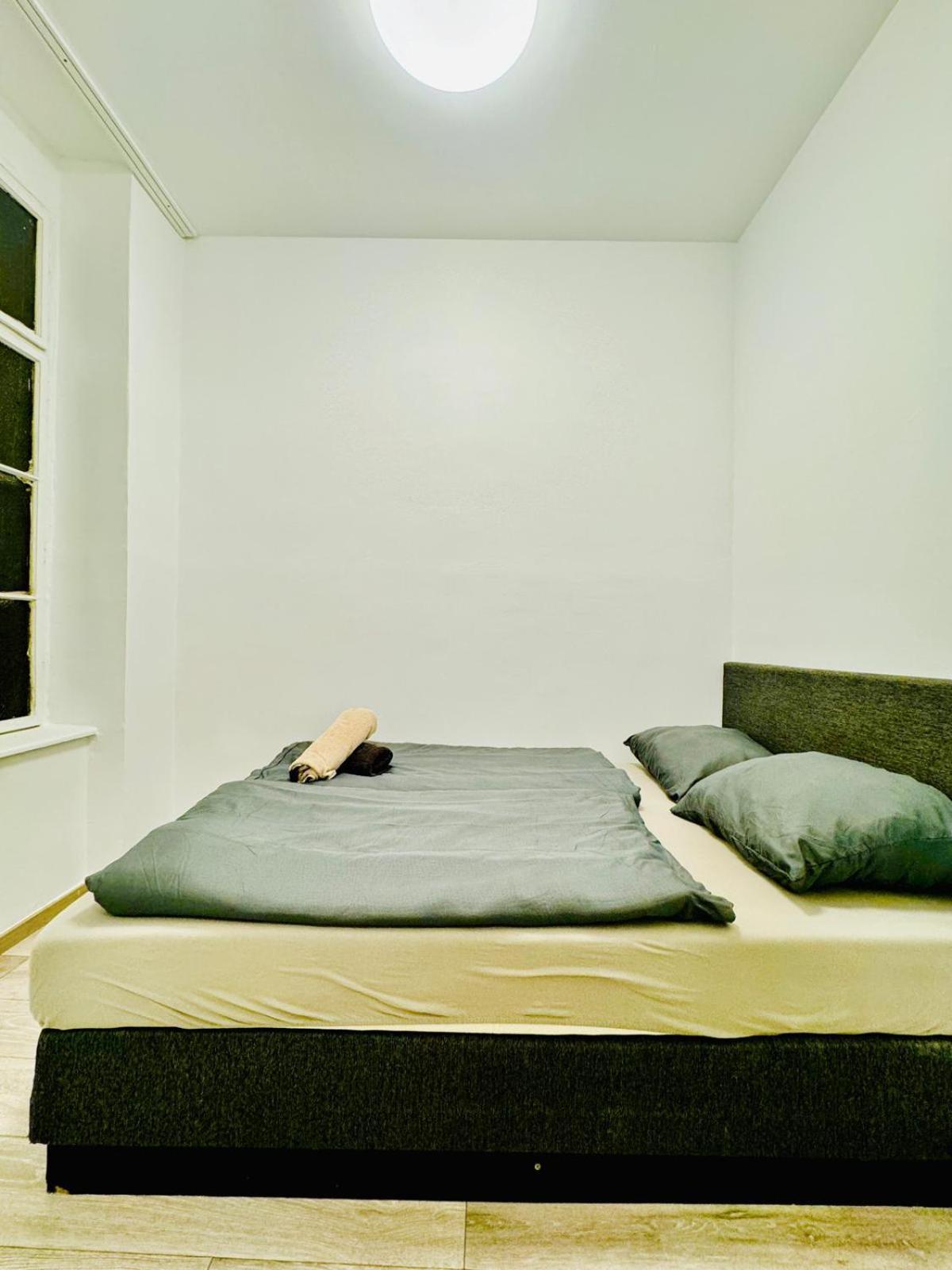 Amazing 2Br Apartment Near Praterstern Wien Eksteriør bilde